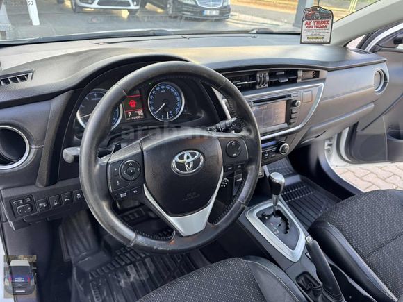 2013 AURİS 1.6 OTOMATİK PREMİUM