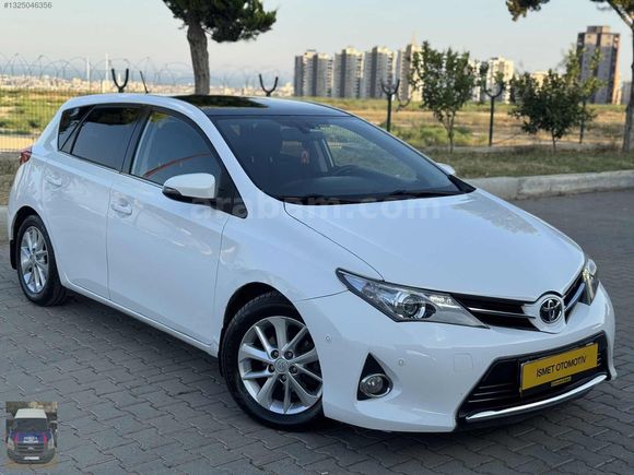 2013 AURİS 1.6 OTOMATİK PREMİUM