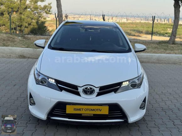 2013 AURİS 1.6 OTOMATİK PREMİUM