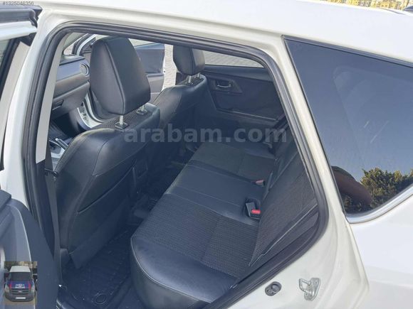 2013 AURİS 1.6 OTOMATİK PREMİUM