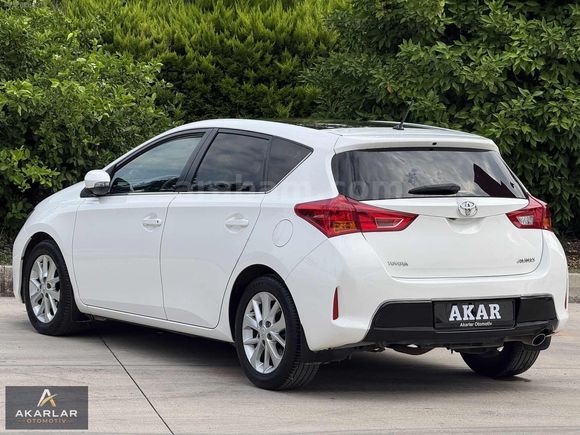 2013 MODEL BOYASIZ CAM TAVAN GERİ GÖRÜŞ 1.6 ADVANCE SKY OTOMATİK