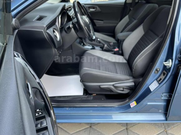 İLK TESCİL EMSALSİZ KM 85000 AURİS 2017 CAM TAVAN KATLANIR AYNA