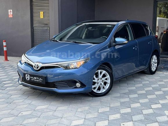 İLK TESCİL EMSALSİZ KM 85000 AURİS 2017 CAM TAVAN KATLANIR AYNA