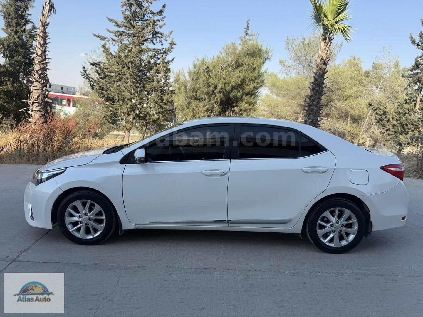 Galeriden Toyota Corolla 1.6 Advance 2014 Model Şanlıurfa 142.000 km Beyaz 5