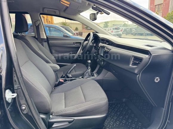 2015-TOYOTA-COROLLA-1.6 ADVENCE-EMSALSİZ-175'BİN KM