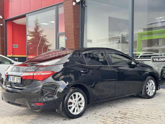 2015-TOYOTA-COROLLA-1.6 ADVENCE-EMSALSİZ-175'BİN KM