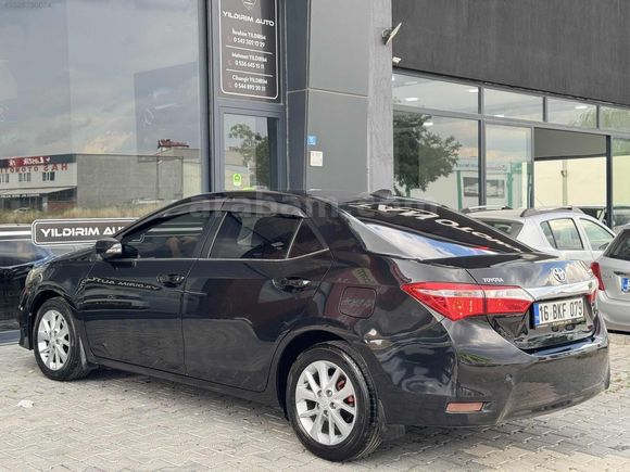 2015-TOYOTA-COROLLA-1.6 ADVENCE-EMSALSİZ-175'BİN KM