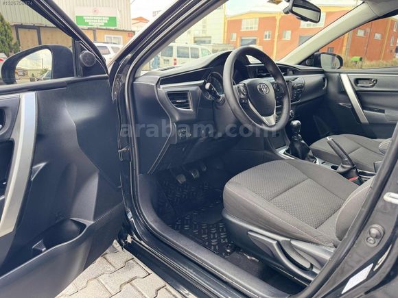 2015-TOYOTA-COROLLA-1.6 ADVENCE-EMSALSİZ-175'BİN KM