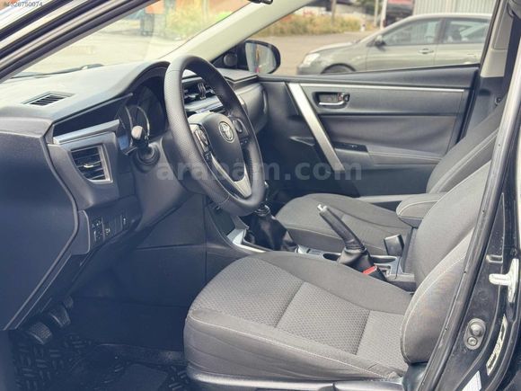 2015-TOYOTA-COROLLA-1.6 ADVENCE-EMSALSİZ-175'BİN KM