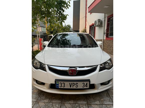 Sahibinden Honda Civic 1.6i VTEC Elegance 2011 Model