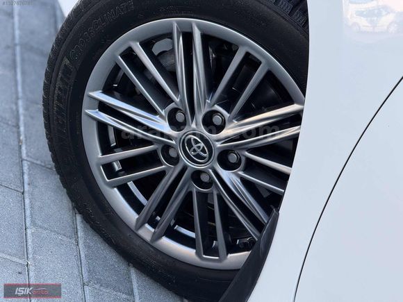 IŞIK AUTO'DAN HATASIZ BOYASIZ 2018 MODEL 27 BİNDE TOYOTA COROLLA