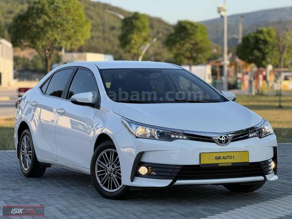 IŞIK AUTO'DAN HATASIZ BOYASIZ 2018 MODEL 27 BİNDE TOYOTA COROLLA