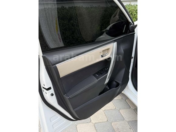 ~ DEMİR AUTO'DAN ~ 2015 HATASIZ EMSALSİZ SEDEFLİ COROLLA