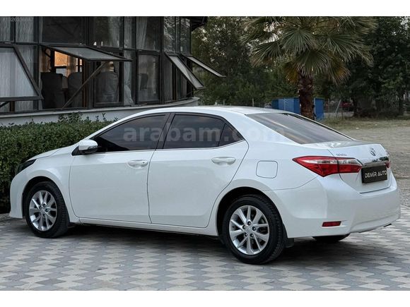 ~ DEMİR AUTO'DAN ~ 2015 HATASIZ EMSALSİZ SEDEFLİ COROLLA