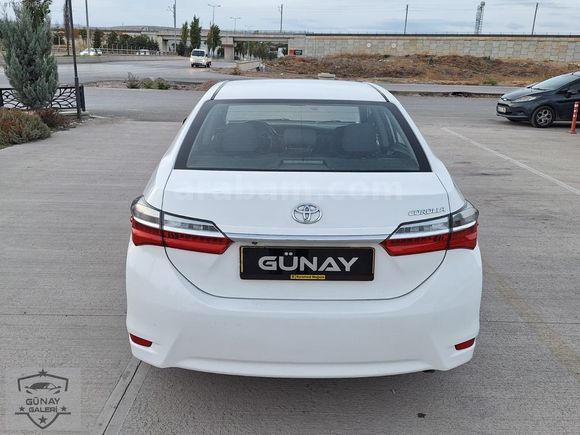 İLK ELDEN SIFIR AYARINDA 88 BİN KİLOMETRE'DE 1.6 OTMATİK COROLLA