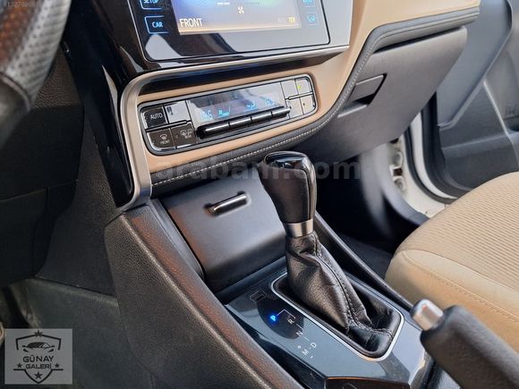 İLK ELDEN SIFIR AYARINDA 88 BİN KİLOMETRE'DE 1.6 OTMATİK COROLLA