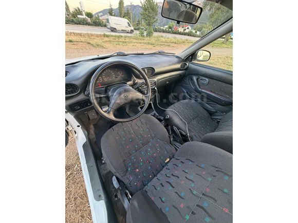 Sahibinden Hyundai Accent 1.5 GLS 1999 Model 