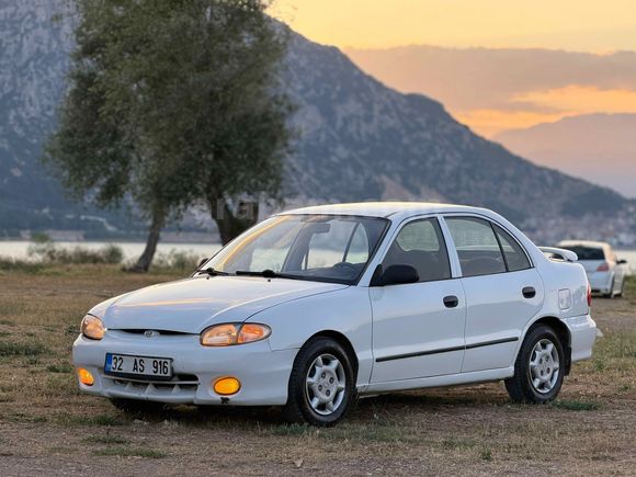Sahibinden Hyundai Accent 1.5 GLS 1999 Model 