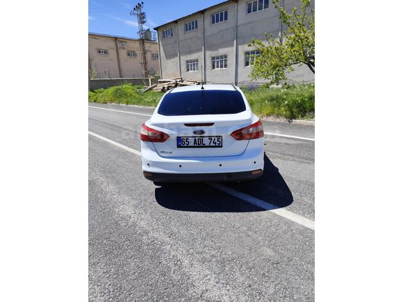 Sahibinden Ford Focus 1.6 Ti-VCT Trend X 2012 Model Van