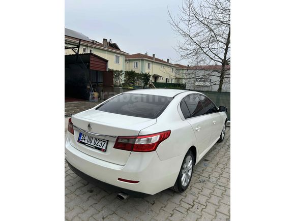Sahibinden Renault Latitude 1.5 dCi Expression 2011 Model 