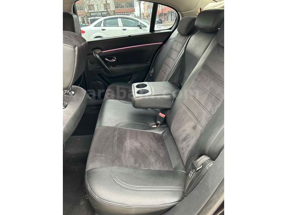 Sahibinden Renault Latitude 1.5 dCi Expression 2011 Model 