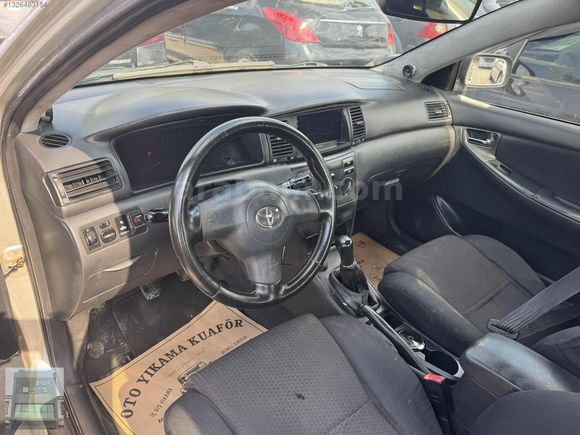TOYOTA COROLA 1.6 MASRAFSIZ