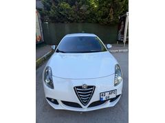 Sahibinden Alfa Romeo Giulietta 1.4 TB MultiAir Distinctive 2011 Model 