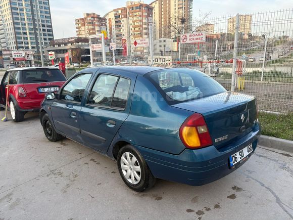 Sahibinden Renault Clio 1.4 RNA 2000 Model