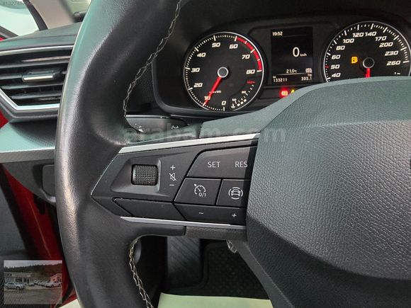 2021 SEAT LEON STYLE HATASIZ BOYASIZ TRAMERSİZ SERVİS BAKIMLI