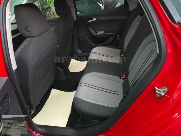 2021 SEAT LEON STYLE HATASIZ BOYASIZ TRAMERSİZ SERVİS BAKIMLI