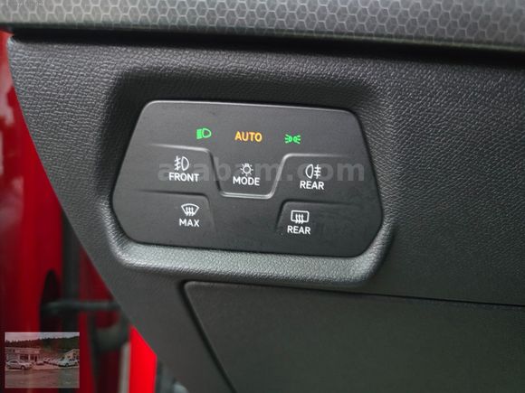 2021 SEAT LEON STYLE HATASIZ BOYASIZ TRAMERSİZ SERVİS BAKIMLI