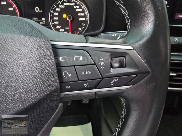 2021 SEAT LEON STYLE HATASIZ BOYASIZ TRAMERSİZ SERVİS BAKIMLI