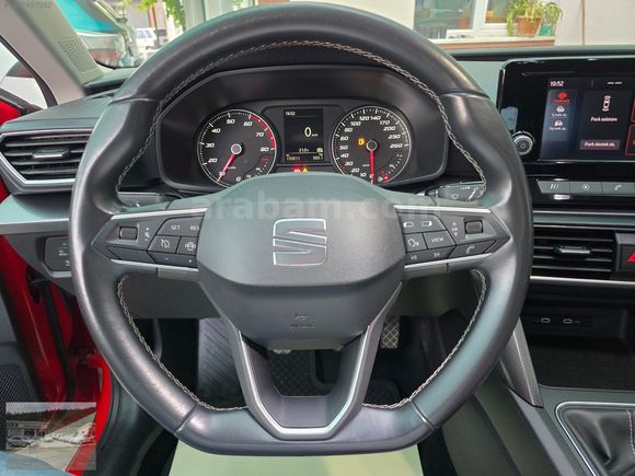 2021 SEAT LEON STYLE HATASIZ BOYASIZ TRAMERSİZ SERVİS BAKIMLI