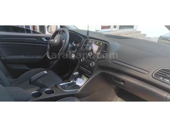 Sahibinden Renault Megane 1.3 TCe Joy 2020 Model 
