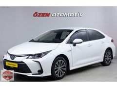 ÖZEN OTOMOTİV'DEN 2019 COROLLA 1.8 HYBRID DREAM