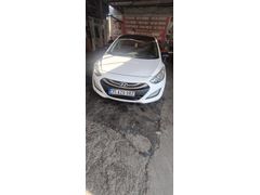Sahibinden Hyundai i30 1.6 CRDi Elite 2012 Model  330.000 km Beyaz
