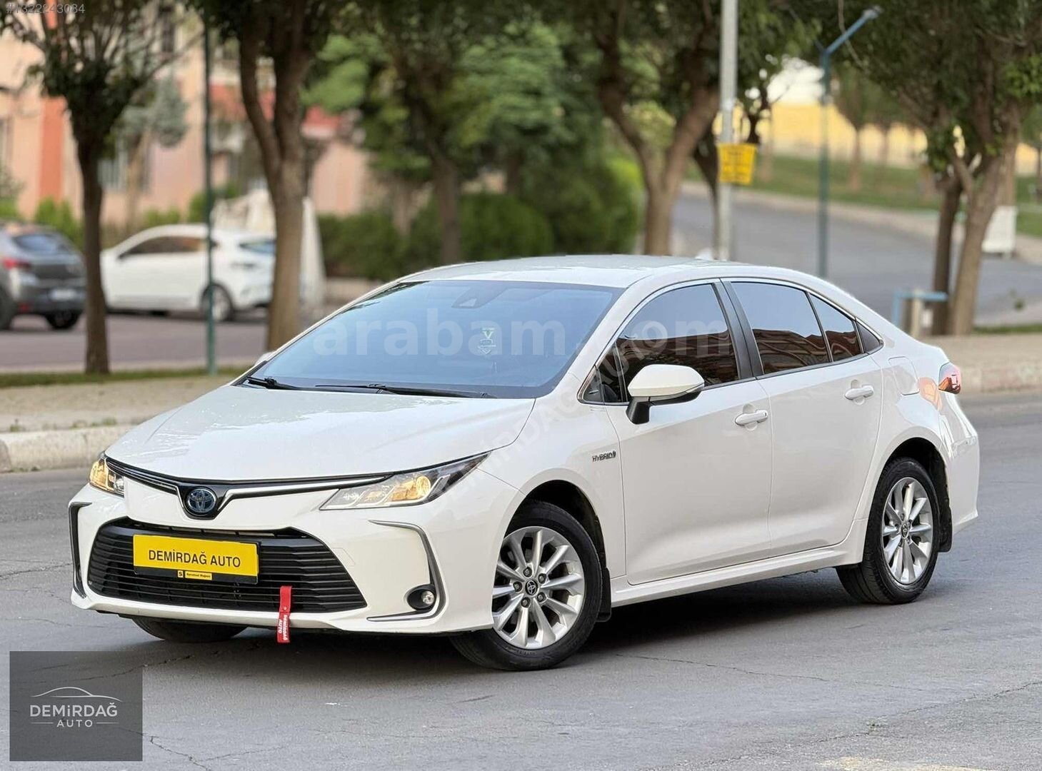 Galeriden Toyota Corolla 1.8 Hybrid Dream 2020 Model Şanlıurfa 153.000 km Beyaz 3