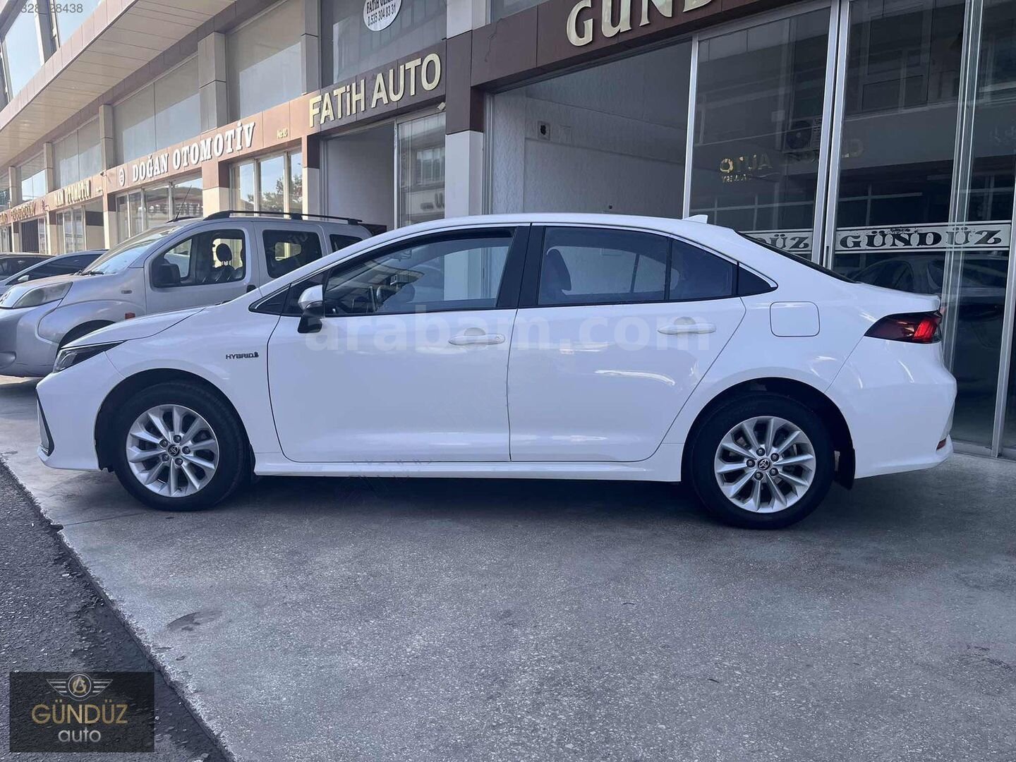 Galeriden Toyota Corolla 1.8 Hybrid Dream 2021 Model Gaziantep 114.000 km Beyaz 5
