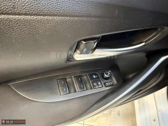 COROLLA HYBRİD DREAM e-CVT SERVİS BAKIMLI KAZASIZ