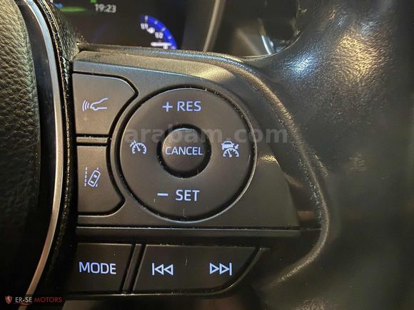 COROLLA HYBRİD DREAM e-CVT SERVİS BAKIMLI KAZASIZ