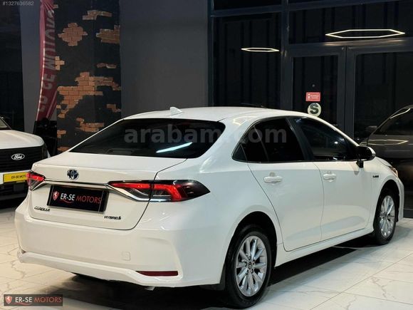 COROLLA HYBRİD DREAM e-CVT SERVİS BAKIMLI KAZASIZ