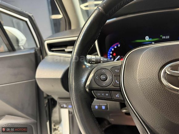 COROLLA HYBRİD DREAM e-CVT SERVİS BAKIMLI KAZASIZ