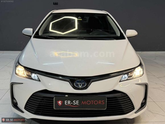 COROLLA HYBRİD DREAM e-CVT SERVİS BAKIMLI KAZASIZ