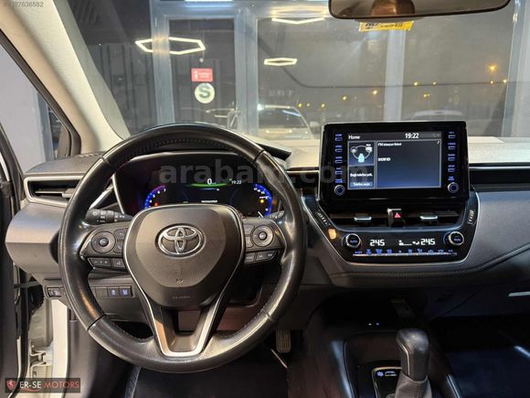 COROLLA HYBRİD DREAM e-CVT SERVİS BAKIMLI KAZASIZ