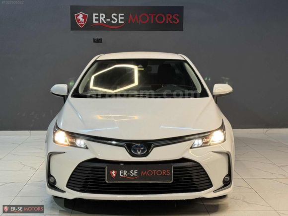 COROLLA HYBRİD DREAM e-CVT SERVİS BAKIMLI KAZASIZ