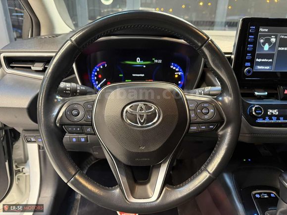 COROLLA HYBRİD DREAM e-CVT SERVİS BAKIMLI KAZASIZ