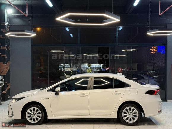 COROLLA HYBRİD DREAM e-CVT SERVİS BAKIMLI KAZASIZ