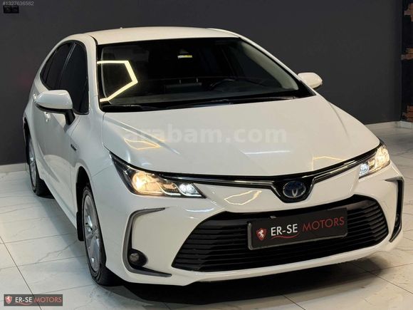 COROLLA HYBRİD DREAM e-CVT SERVİS BAKIMLI KAZASIZ
