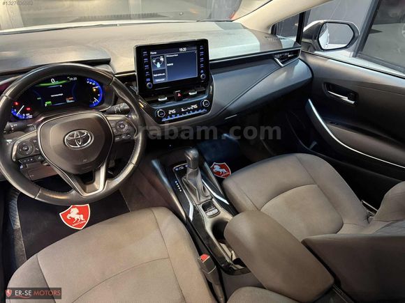 COROLLA HYBRİD DREAM e-CVT SERVİS BAKIMLI KAZASIZ