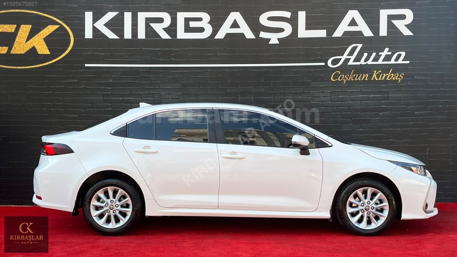 Galeriden Toyota Corolla 1.8 Hybrid Dream 2022 Model Antalya 174.000 km Beyaz 2